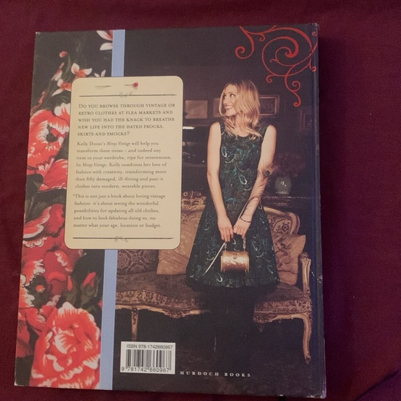 Minxy Vintage How to Customize and Wear Vintage Clothing perfect poshmark book! - Picture 4 of 4